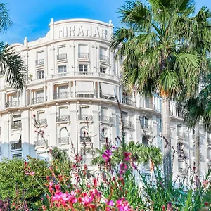 Imperial Croisette Palais Miramar Апартаменты