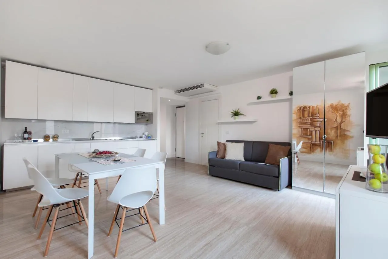 Apartment Cannes Old Town Suites France