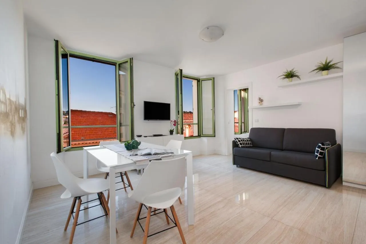 Cannes Old Town Suites Apartment